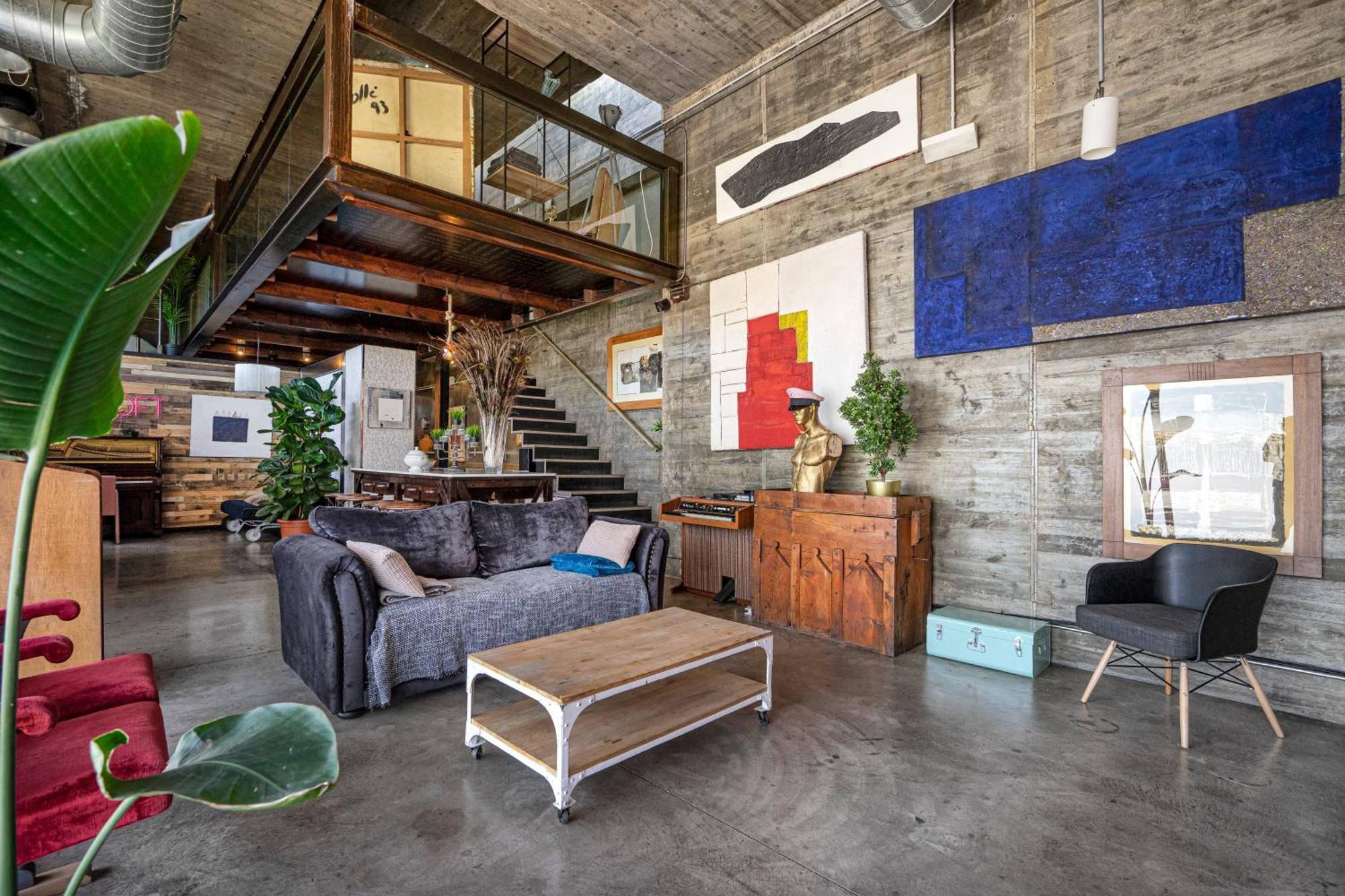 הוילה Corbera de Llobregat The Loft - With Private Pool & Jacuzzi מראה חיצוני תמונה